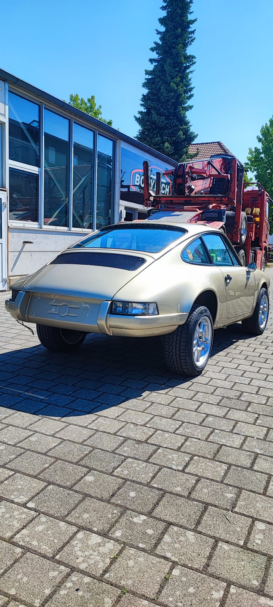 Porsche 911 fertig lackiert, nachher
